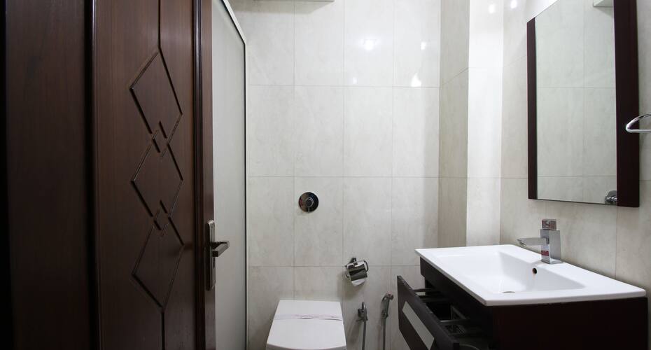 TG Rooms Arya Samaj Road, New Delhi 2